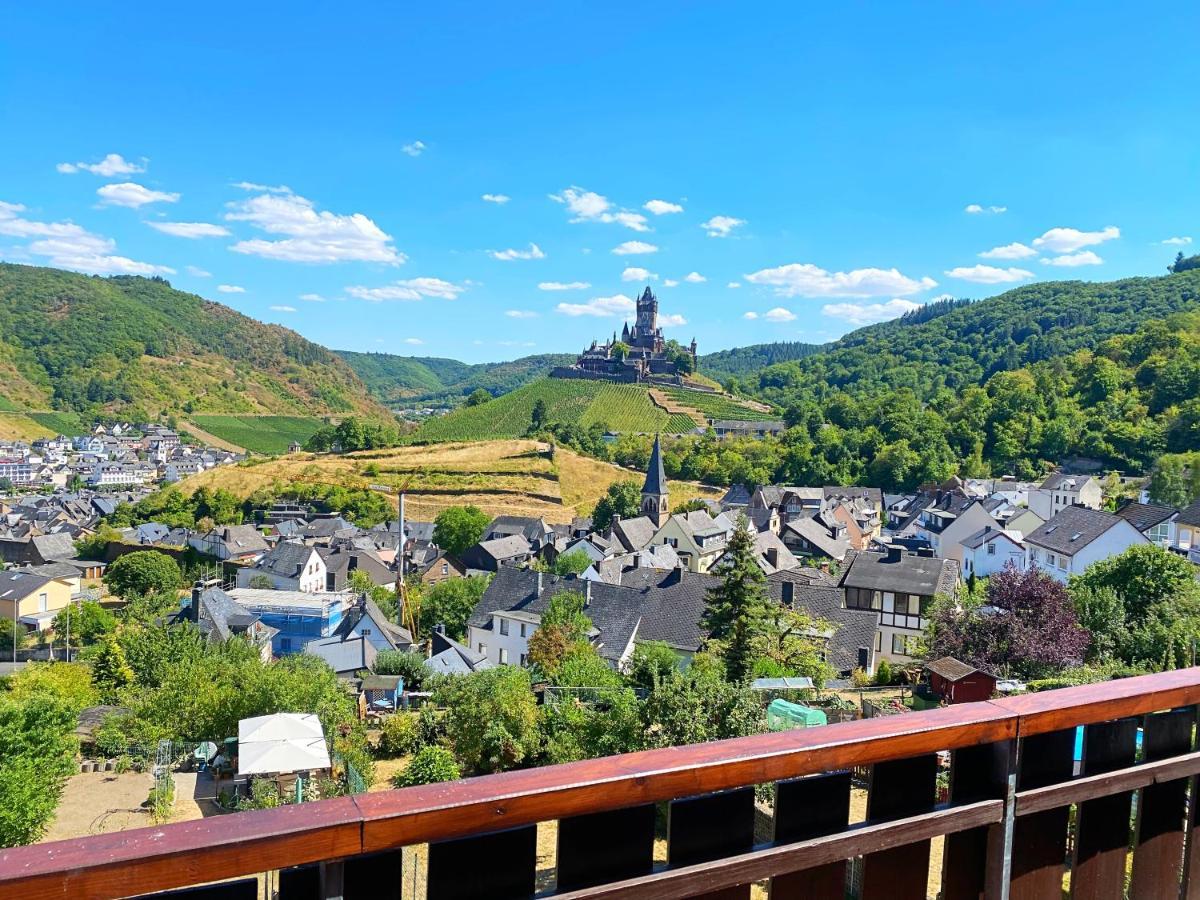 Burg Panorama Blick Moderne Zentrale Fewo Cochem Exterior photo